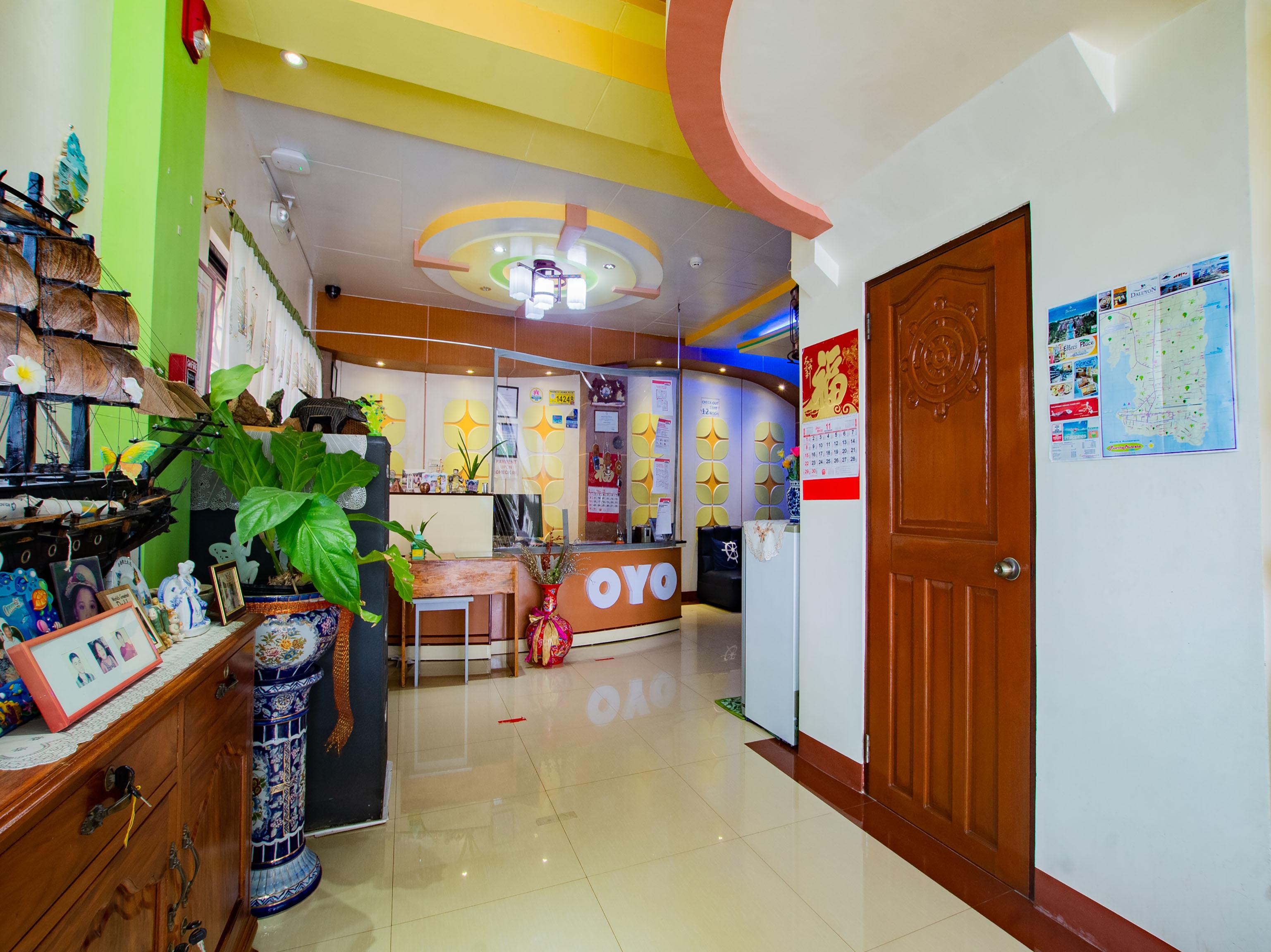 Oyo 554 Dads Bayview Pension Bed & Breakfast Puerto Princesa Exterior photo